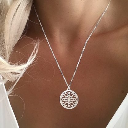 collier medaille tendance 2021.