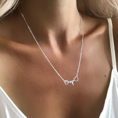 collier tendance 2021 acier