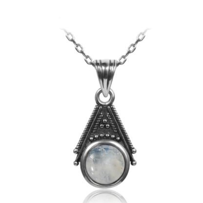 collier en pierre de lune